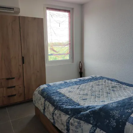 Appartamento Rénové Avec Clim, Piscine, Wifi Et Parking à - Fr-1-776-108